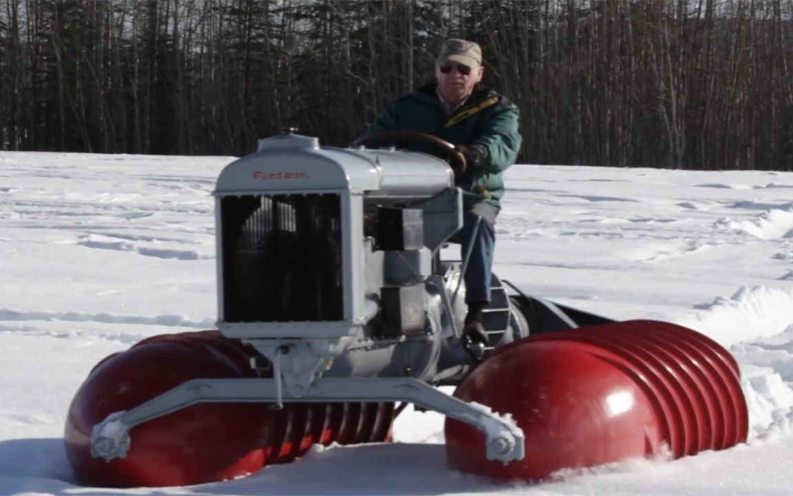 螺旋推進車 車輪如電鉆的“泥地打樁機”